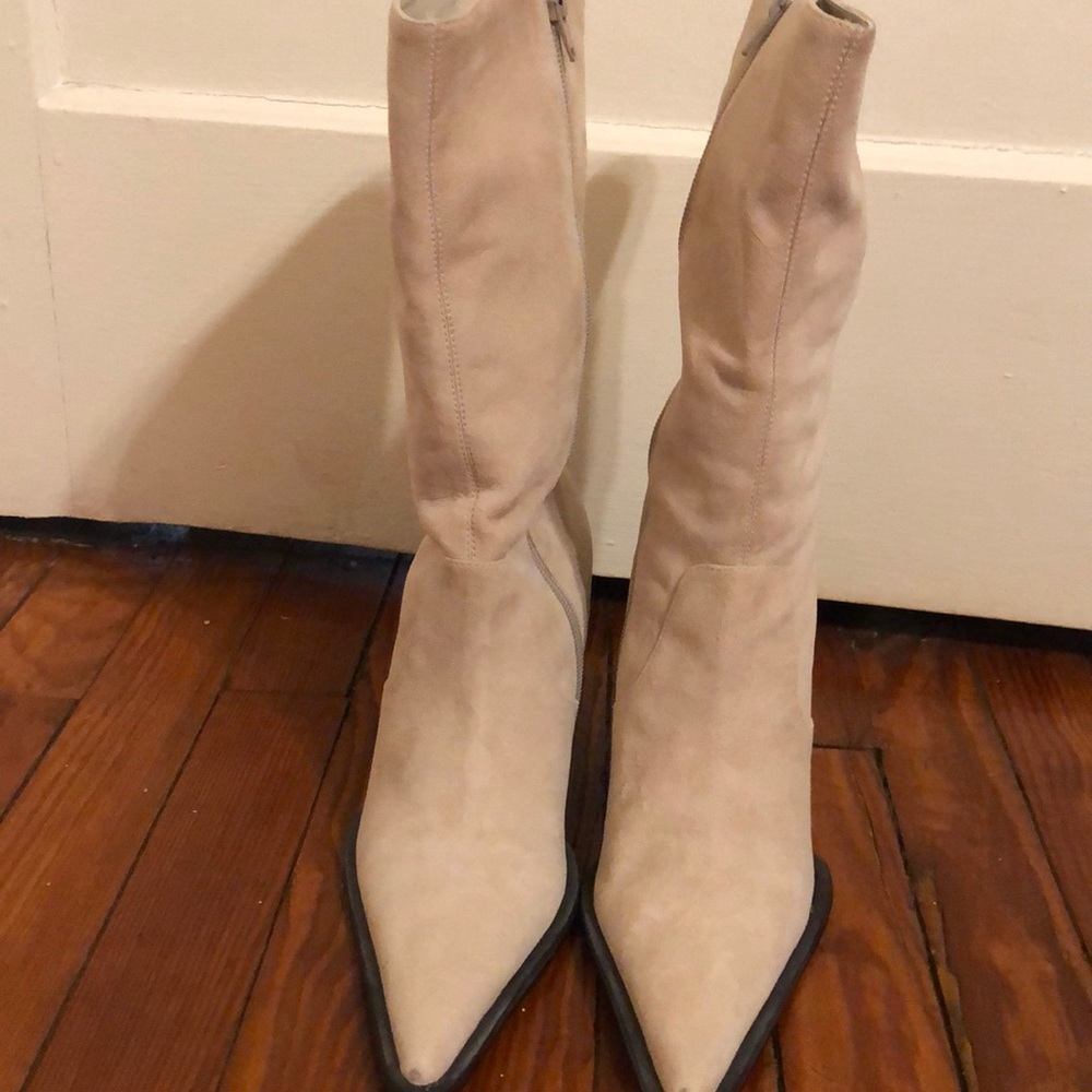 Women’s Sand Suede Boots